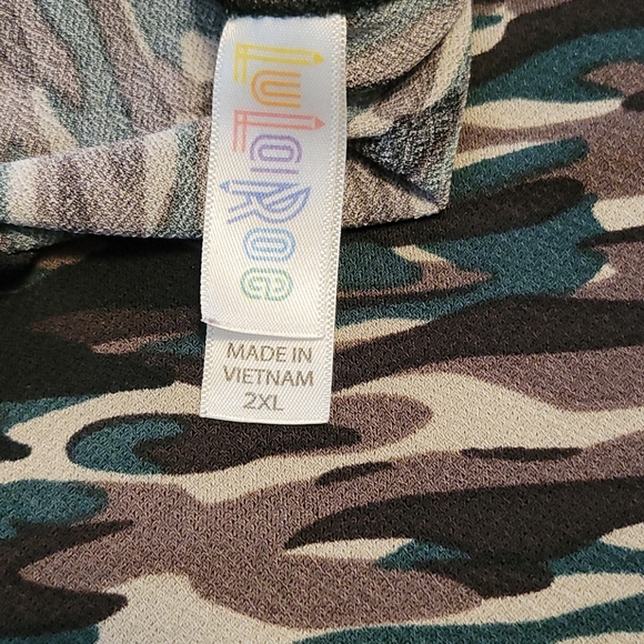 Lularoe size 2xl - Picture 3 of 3
